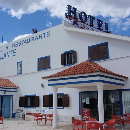 אסטראמוז "O Viajante" Low Cost Hotel מראה חיצוני תמונה